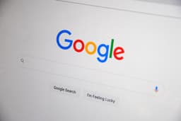 Cara Muncul di AI Overview Google (Panduan Bahasa Indonesia 2026)